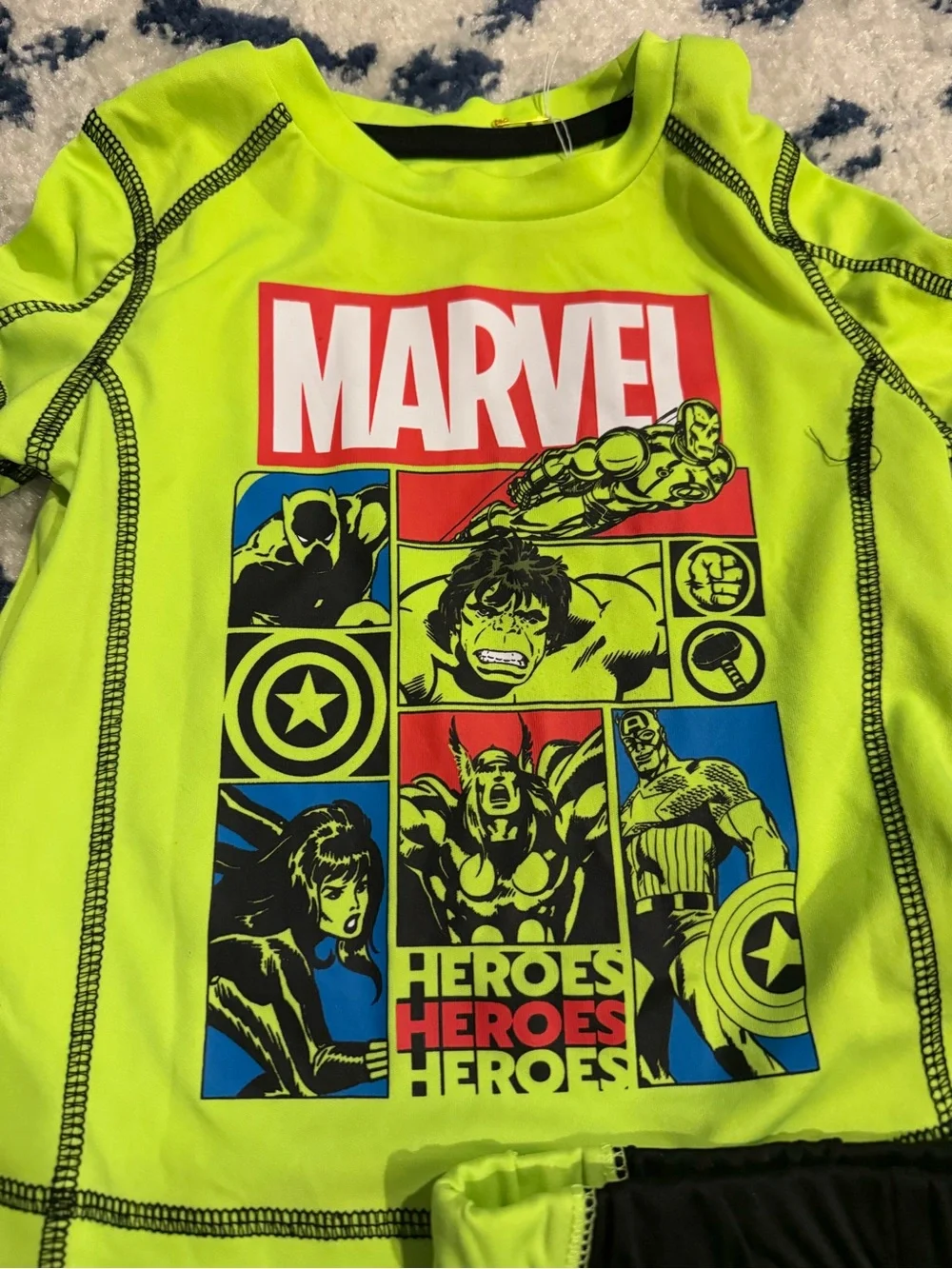 3 matching 12M Marvel and Star Wars and Dinosaur Clothing Lot